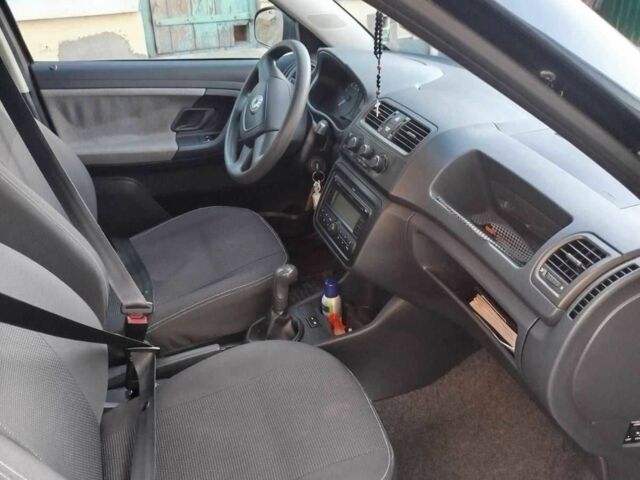 Червоний Шкода Фабія, об'ємом двигуна 1.4 л та пробігом 159 тис. км за 4950 $, фото 6 на Automoto.ua