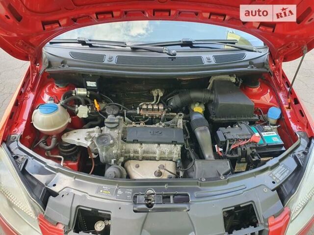 Червоний Шкода Фабія, об'ємом двигуна 1.2 л та пробігом 269 тис. км за 4550 $, фото 30 на Automoto.ua