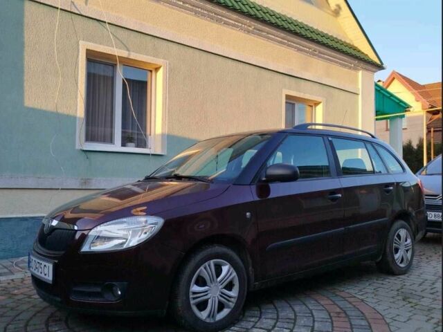 Червоний Шкода Фабія, об'ємом двигуна 1.4 л та пробігом 159 тис. км за 4950 $, фото 2 на Automoto.ua