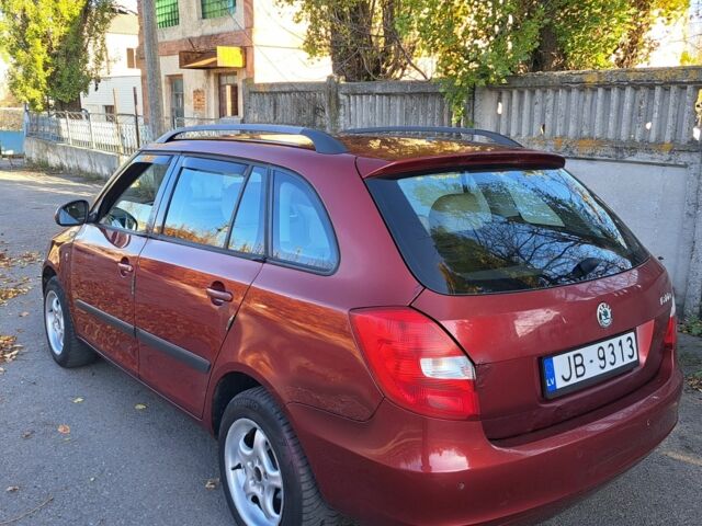 Червоний Шкода Фабія, об'ємом двигуна 0 л та пробігом 400 тис. км за 2450 $, фото 5 на Automoto.ua