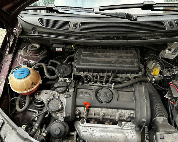 Червоний Шкода Фабія, об'ємом двигуна 1.6 л та пробігом 209 тис. км за 5200 $, фото 28 на Automoto.ua