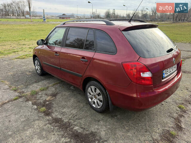 Красный Шкода Фабия, объемом двигателя 1.2 л и пробегом 292 тыс. км за 4600 $, фото 8 на Automoto.ua