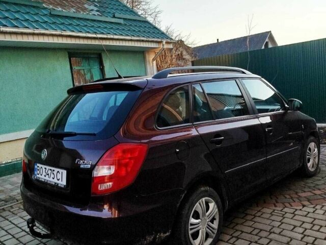 Червоний Шкода Фабія, об'ємом двигуна 1.4 л та пробігом 159 тис. км за 4950 $, фото 4 на Automoto.ua