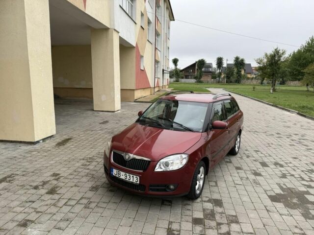 Шкода Фабия 2010 в Пустомытах на Automoto.ua Красный Шкода Фабия, объемом двигателя 1.9 л и пробегом 345 тыс. км за 1900 $, фото 1 на Automoto.ua