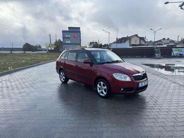 Шкода Фабия 2010 в Пустомытах на Automoto.ua Красный Шкода Фабия, объемом двигателя 1.9 л и пробегом 345 тыс. км за 1900 $, фото 10 на Automoto.ua