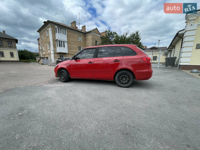 Червоний Шкода Фабія, об'ємом двигуна 1.39 л та пробігом 263 тис. км за 3600 $, фото 5 на Automoto.ua