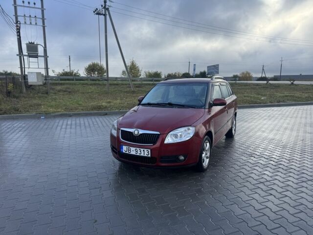 Шкода Фабия 2010 в Пустомытах на Automoto.ua Красный Шкода Фабия, объемом двигателя 1.9 л и пробегом 345 тыс. км за 1900 $, фото 12 на Automoto.ua