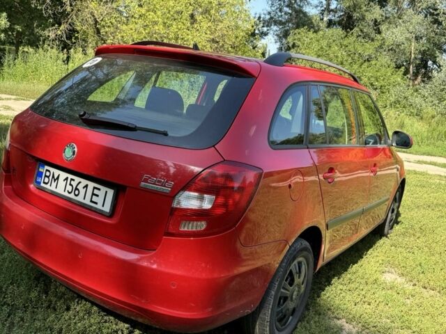 Красный Шкода Фабия, объемом двигателя 1.4 л и пробегом 324 тыс. км за 5200 $, фото 6 на Automoto.ua