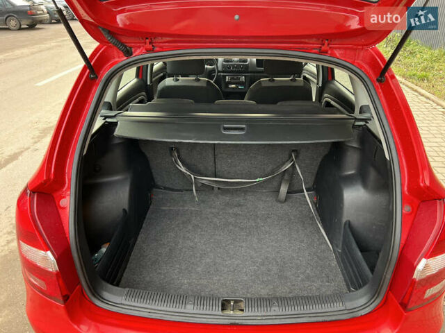 Червоний Шкода Фабія, об'ємом двигуна 1.39 л та пробігом 233 тис. км за 3550 $, фото 34 на Automoto.ua