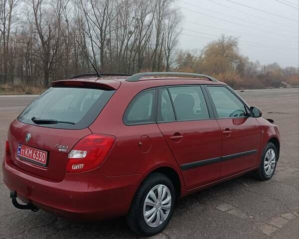 Червоний Шкода Фабія, об'ємом двигуна 1.6 л та пробігом 170 тис. км за 6550 $, фото 7 на Automoto.ua