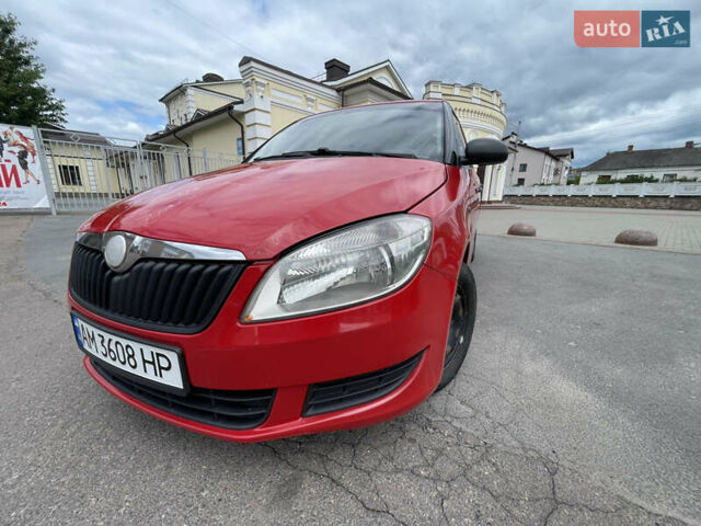 Червоний Шкода Фабія, об'ємом двигуна 1.39 л та пробігом 263 тис. км за 3600 $, фото 7 на Automoto.ua