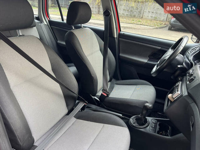 Червоний Шкода Фабія, об'ємом двигуна 1.39 л та пробігом 233 тис. км за 3550 $, фото 28 на Automoto.ua