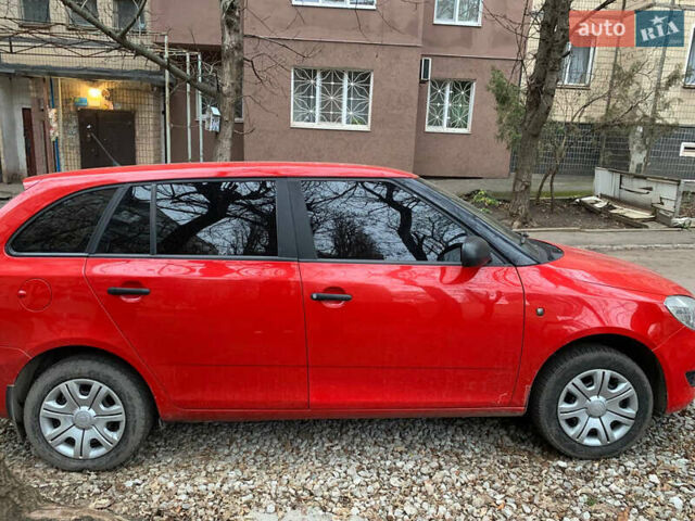 Червоний Шкода Фабія, об'ємом двигуна 1.6 л та пробігом 204 тис. км за 5500 $, фото 7 на Automoto.ua