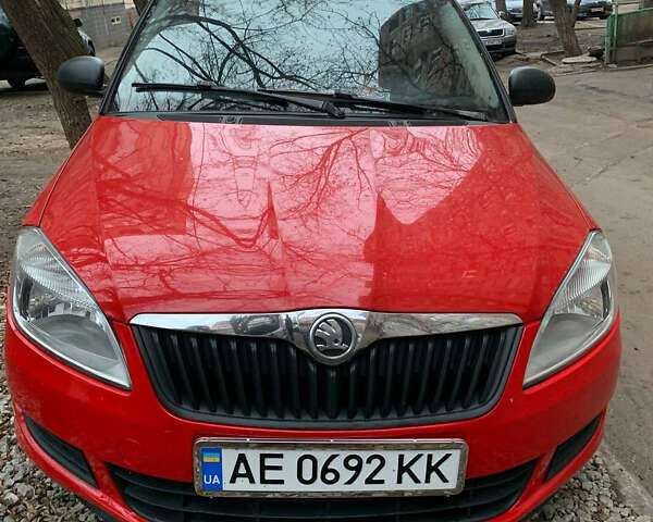 Червоний Шкода Фабія, об'ємом двигуна 1.6 л та пробігом 204 тис. км за 5500 $, фото 4 на Automoto.ua