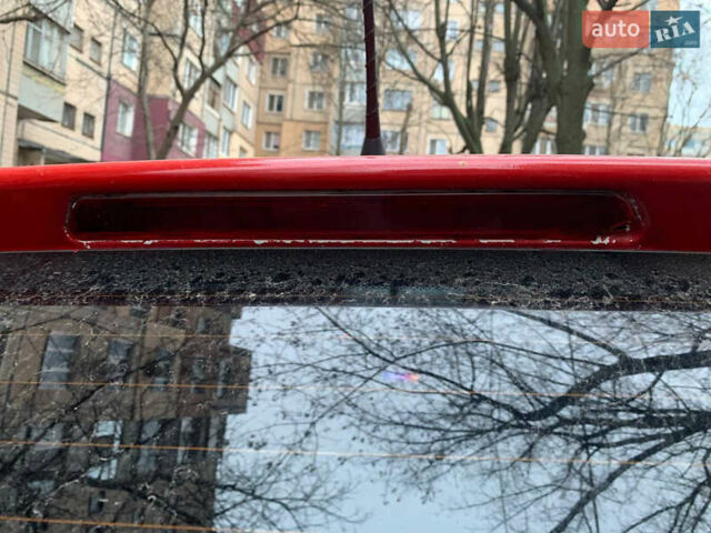 Червоний Шкода Фабія, об'ємом двигуна 1.6 л та пробігом 204 тис. км за 5500 $, фото 15 на Automoto.ua