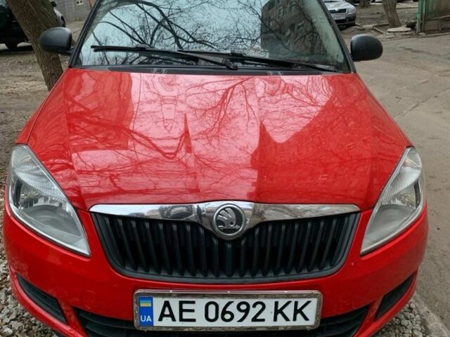 Червоний Шкода Фабія, об'ємом двигуна 1.6 л та пробігом 204 тис. км за 5500 $, фото 4 на Automoto.ua