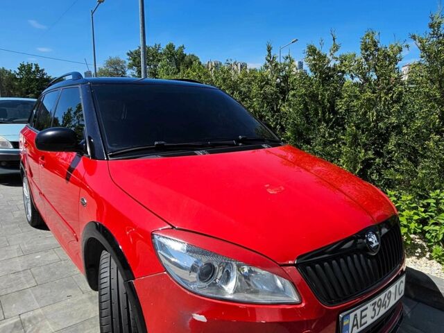 Червоний Шкода Фабія, об'ємом двигуна 1.2 л та пробігом 170 тис. км за 5900 $, фото 3 на Automoto.ua