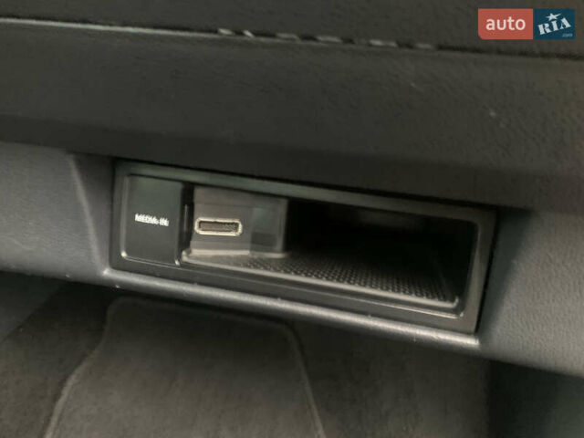 Красный Шкода Фабия, объемом двигателя 1.2 л и пробегом 222 тыс. км за 7800 $, фото 37 на Automoto.ua