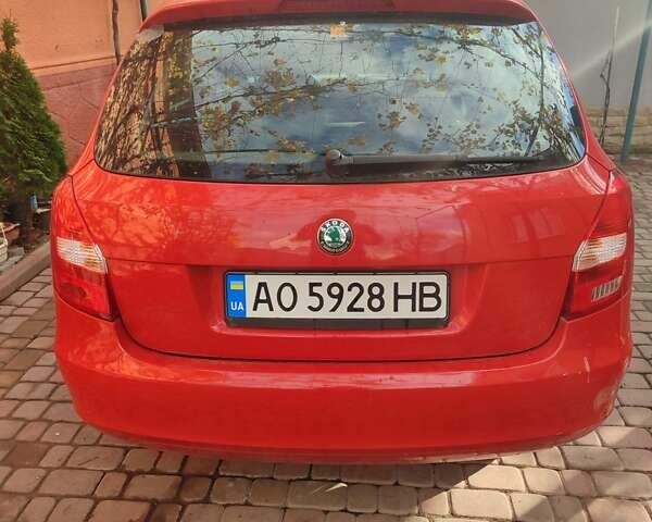 Червоний Шкода Фабія, об'ємом двигуна 1.2 л та пробігом 139 тис. км за 5300 $, фото 6 на Automoto.ua