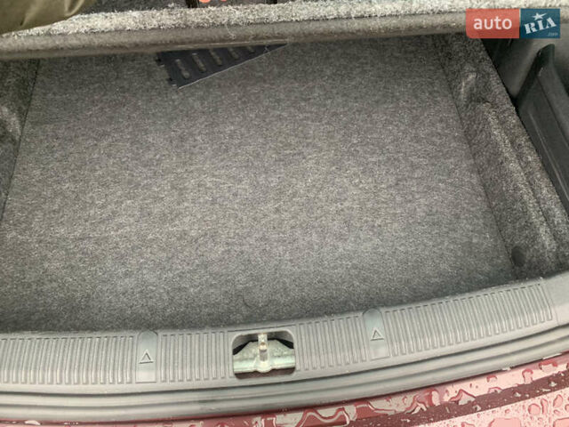 Красный Шкода Фабия, объемом двигателя 1.2 л и пробегом 222 тыс. км за 7800 $, фото 29 на Automoto.ua