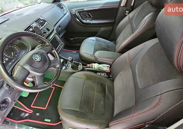 Шкода Фабія 2012 у Дніпро (Дніпропетровську) на Automoto.ua Червоний Шкода Фабія, об'ємом двигуна 1.2 л та пробігом 170 тис. км за 6700 $, фото 11 на Automoto.ua