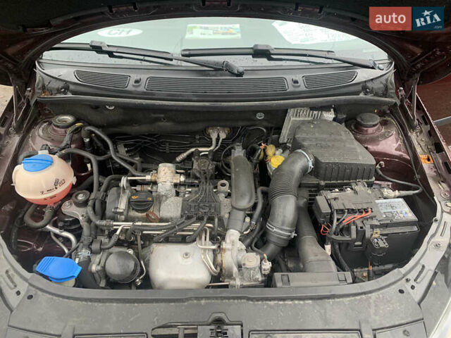 Красный Шкода Фабия, объемом двигателя 1.2 л и пробегом 222 тыс. км за 7800 $, фото 41 на Automoto.ua