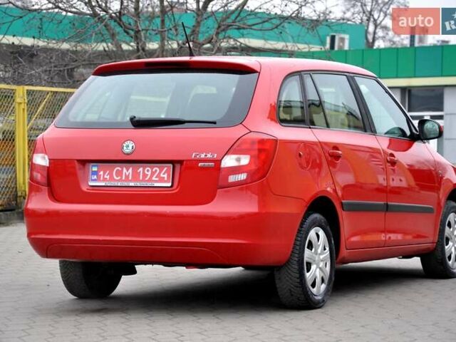 Червоний Шкода Фабія, об'ємом двигуна 1.39 л та пробігом 155 тис. км за 5900 $, фото 27 на Automoto.ua