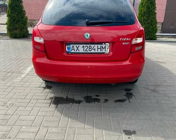 Шкода Фабия 2012 в Лозовой на Automoto.ua Красный Шкода Фабия, объемом двигателя 1.2 л и пробегом 256 тыс. км за 5600 $, фото 3 на Automoto.ua