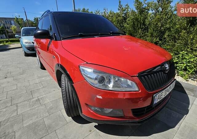 Шкода Фабія 2012 у Дніпро (Дніпропетровську) на Automoto.ua Червоний Шкода Фабія, об'ємом двигуна 1.2 л та пробігом 170 тис. км за 6700 $, фото 4 на Automoto.ua