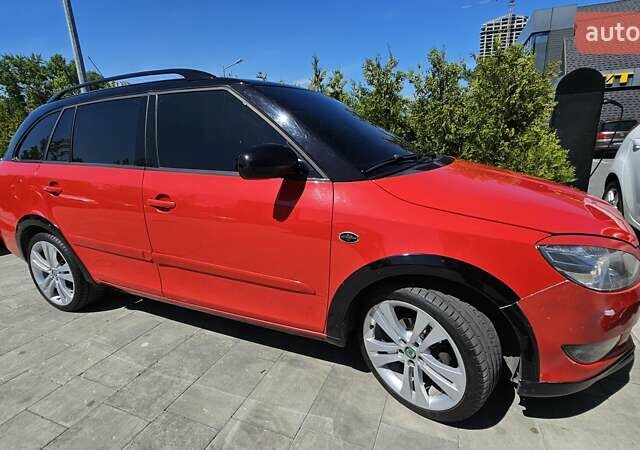 Шкода Фабія 2012 у Дніпро (Дніпропетровську) на Automoto.ua Червоний Шкода Фабія, об'ємом двигуна 1.2 л та пробігом 170 тис. км за 6700 $, фото 2 на Automoto.ua
