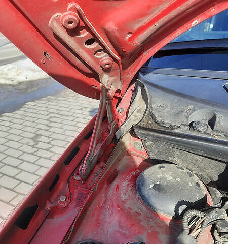 Красный Шкода Фабия, объемом двигателя 1.6 л и пробегом 172 тыс. км за 7000 $, фото 20 на Automoto.ua