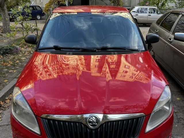 Червоний Шкода Фабія, об'ємом двигуна 1.2 л та пробігом 300 тис. км за 4200 $, фото 5 на Automoto.ua