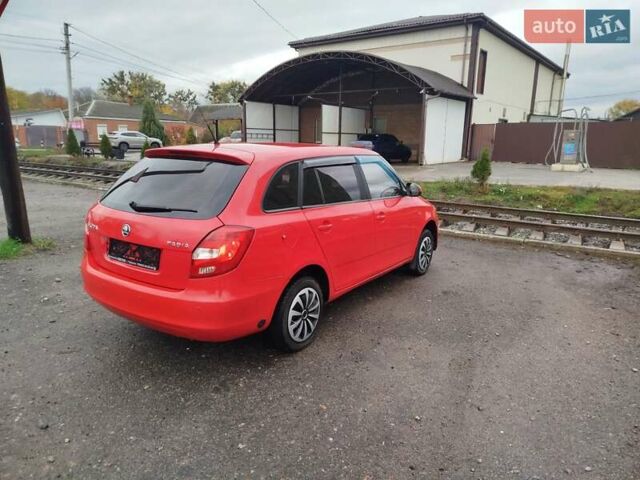 Червоний Шкода Фабія, об'ємом двигуна 1.4 л та пробігом 216 тис. км за 4700 $, фото 3 на Automoto.ua