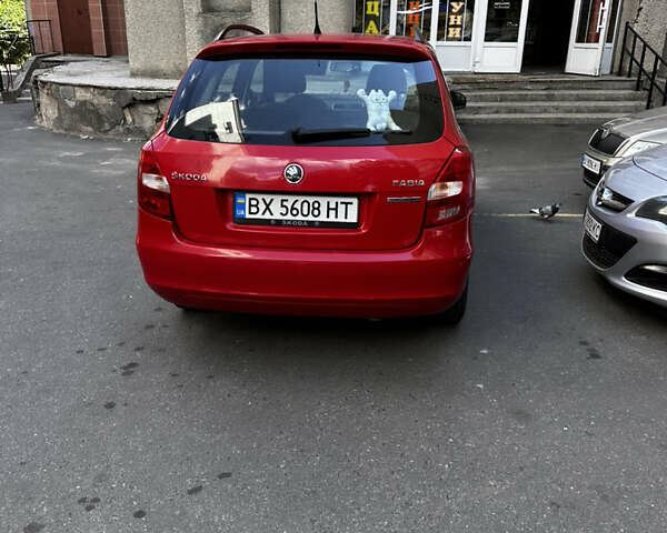 Красный Шкода Фабия, объемом двигателя 1.2 л и пробегом 300 тыс. км за 6500 $, фото 7 на Automoto.ua