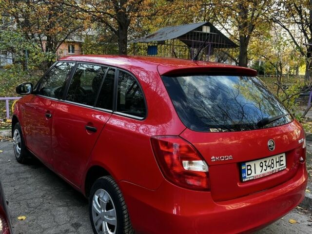 Червоний Шкода Фабія, об'ємом двигуна 1.2 л та пробігом 300 тис. км за 4200 $, фото 7 на Automoto.ua