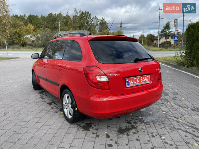 Шкода Фабия 2014 в Долине на Automoto.ua Красный Шкода Фабия, объемом двигателя 1.39 л и пробегом 202 тыс. км за 7450 $, фото 2 на Automoto.ua