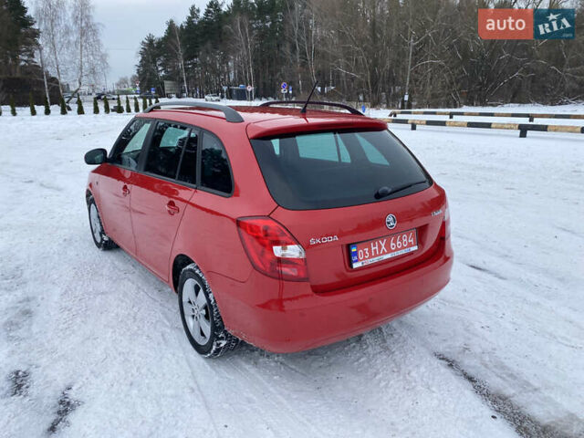 Червоний Шкода Фабія, об'ємом двигуна 1.2 л та пробігом 235 тис. км за 7800 $, фото 5 на Automoto.ua