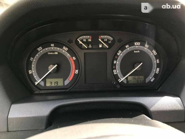 Шкода Фабия, объемом двигателя 1.2 л и пробегом 46 тыс. км за 5590 $, фото 14 на Automoto.ua