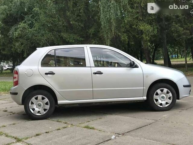 Шкода Фабия, объемом двигателя 1.2 л и пробегом 46 тыс. км за 5590 $, фото 2 на Automoto.ua
