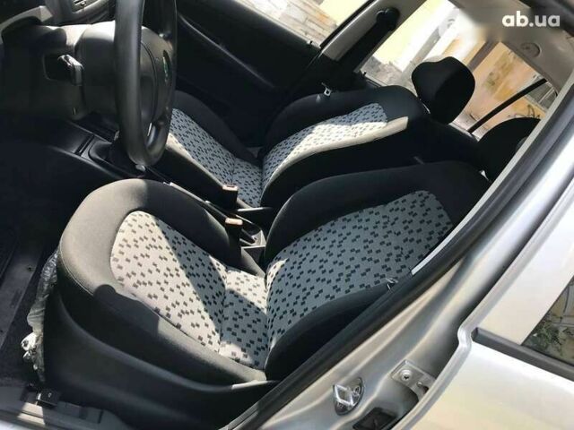 Шкода Фабия, объемом двигателя 1.2 л и пробегом 46 тыс. км за 5590 $, фото 11 на Automoto.ua