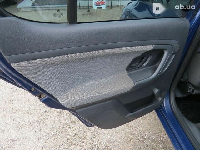 Шкода Фабія, об'ємом двигуна 0 л та пробігом 212 тис. км за 5600 $, фото 8 на Automoto.ua