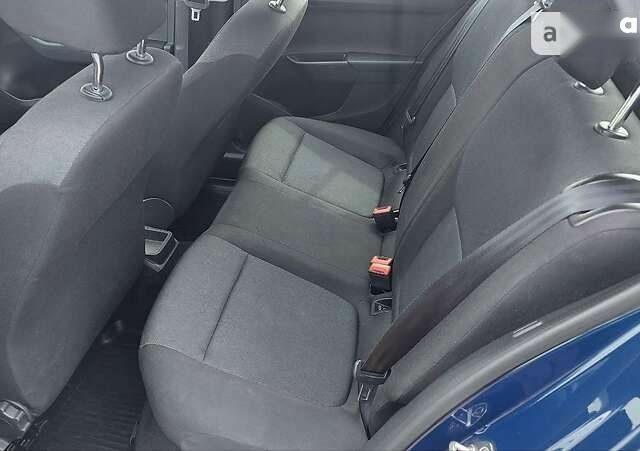 Шкода Фабия, объемом двигателя 1 л и пробегом 99 тыс. км за 7699 $, фото 22 на Automoto.ua