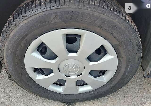 Шкода Фабия, объемом двигателя 1 л и пробегом 99 тыс. км за 7699 $, фото 8 на Automoto.ua