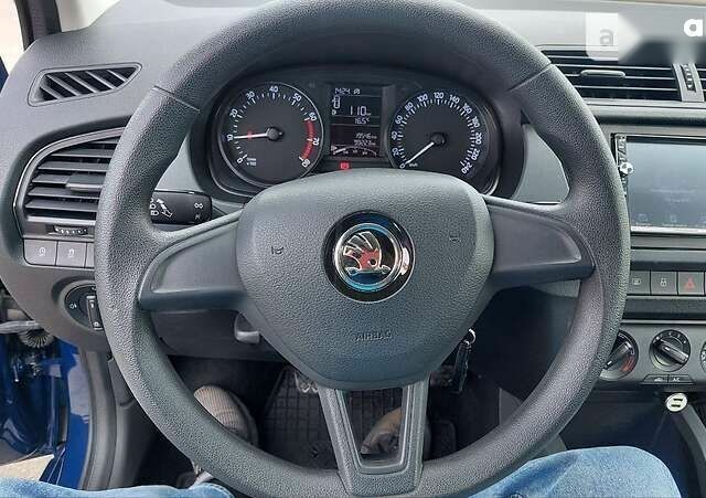 Шкода Фабия, объемом двигателя 1 л и пробегом 99 тыс. км за 7699 $, фото 16 на Automoto.ua