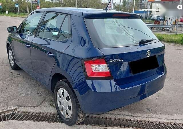 Шкода Фабия, объемом двигателя 1 л и пробегом 99 тыс. км за 7699 $, фото 3 на Automoto.ua