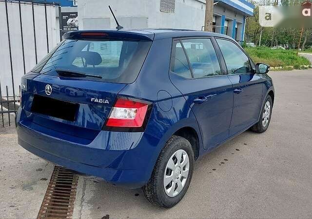 Шкода Фабия, объемом двигателя 1 л и пробегом 99 тыс. км за 7699 $, фото 5 на Automoto.ua