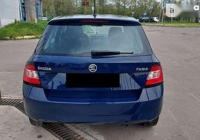 Шкода Фабия, объемом двигателя 1 л и пробегом 99 тыс. км за 7699 $, фото 4 на Automoto.ua