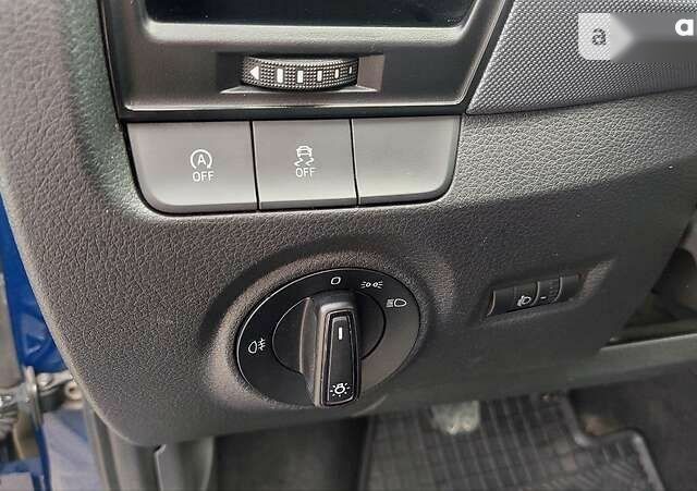 Шкода Фабия, объемом двигателя 1 л и пробегом 99 тыс. км за 7699 $, фото 17 на Automoto.ua