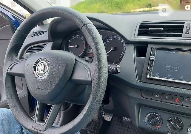 Шкода Фабия, объемом двигателя 1 л и пробегом 99 тыс. км за 7699 $, фото 21 на Automoto.ua