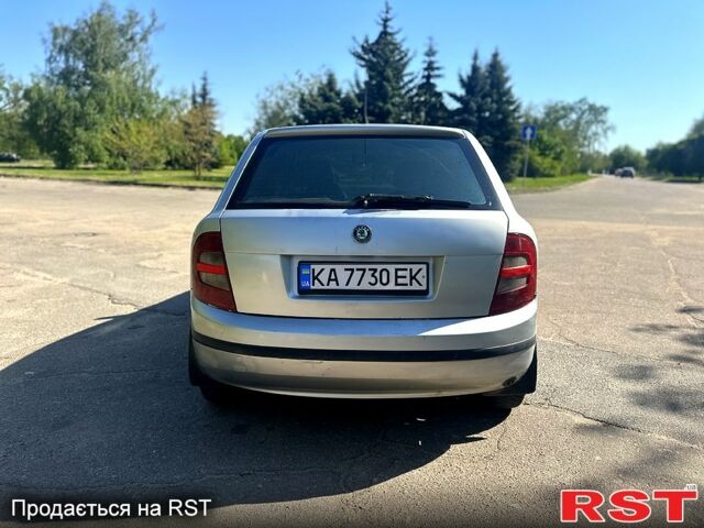 Шкода Фабия, объемом двигателя 1.4 л и пробегом 298 тыс. км за 2650 $, фото 4 на Automoto.ua